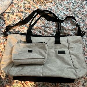 EUC Alana weekender duffle. Small bag and shoe bag included.